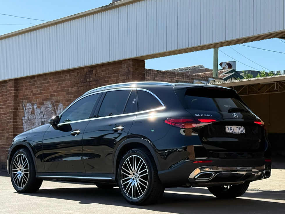 縮圖：2025 MB GLC300 4 Matic