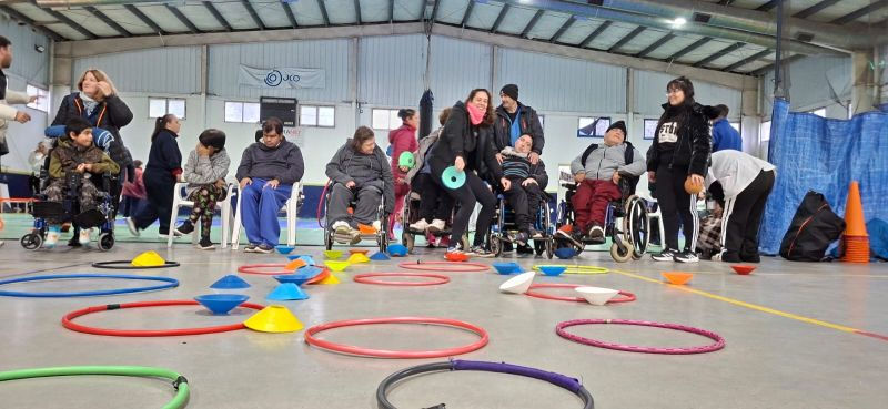 Unos 300 vecinos ya disfrutan de la Colonia Municipal de Invierno