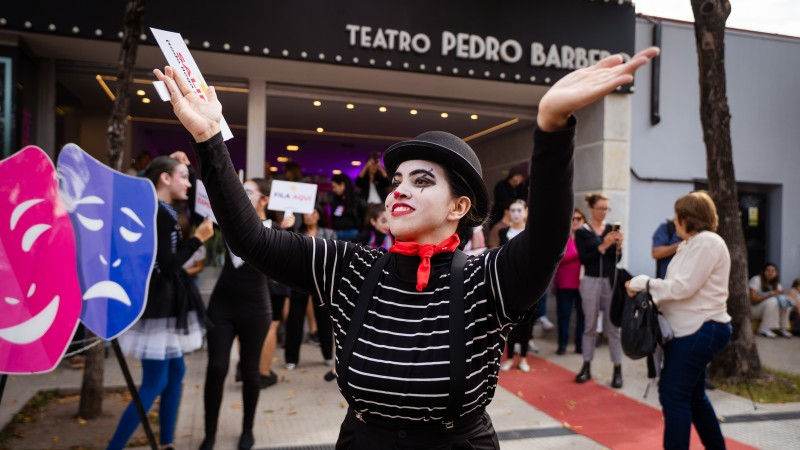 Con mucho brillo y emoción comenzó la segunda edición del Festival de Teatro de Campana