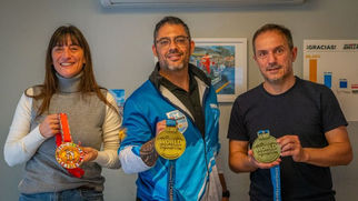 Abella felicitó a Oscar Behrens, bicampeón en el reciente Mundial de Taekwondo ATA