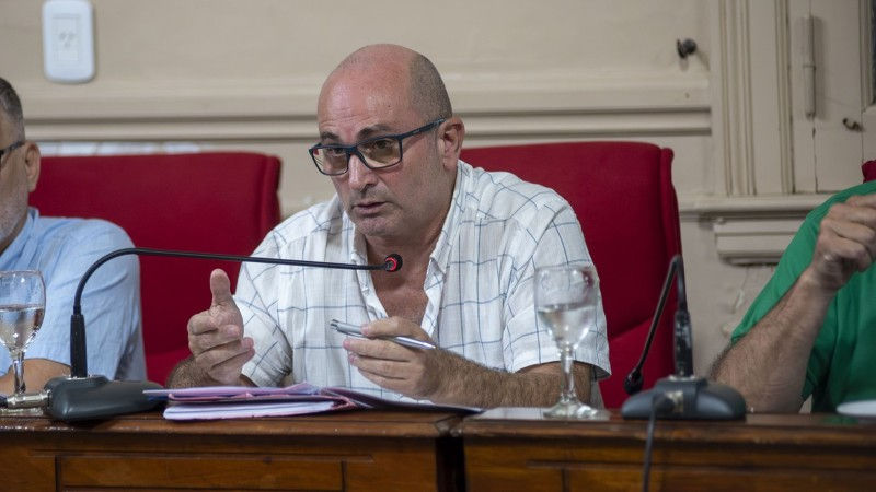 “Un proyecto del bloque kirchnerista propone eliminar la representación de los gremios”