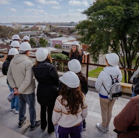 Los vecinos descubrieron la historia y el futuro de la Casa de los Costa en una nueva visita guiada