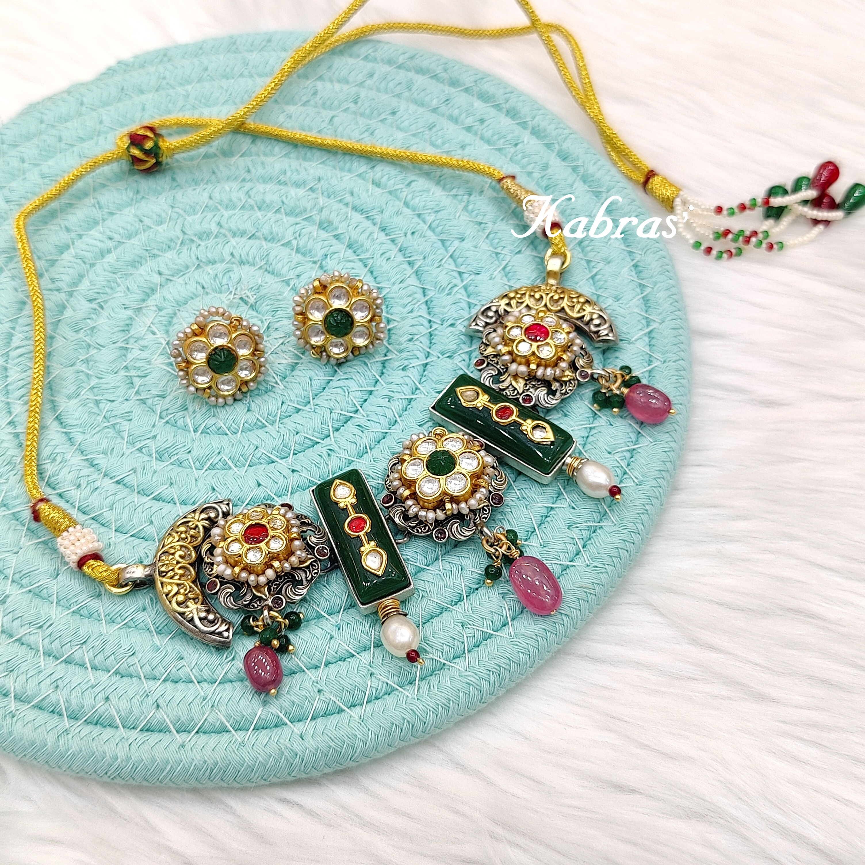 Heritage Mogra Chokar Set