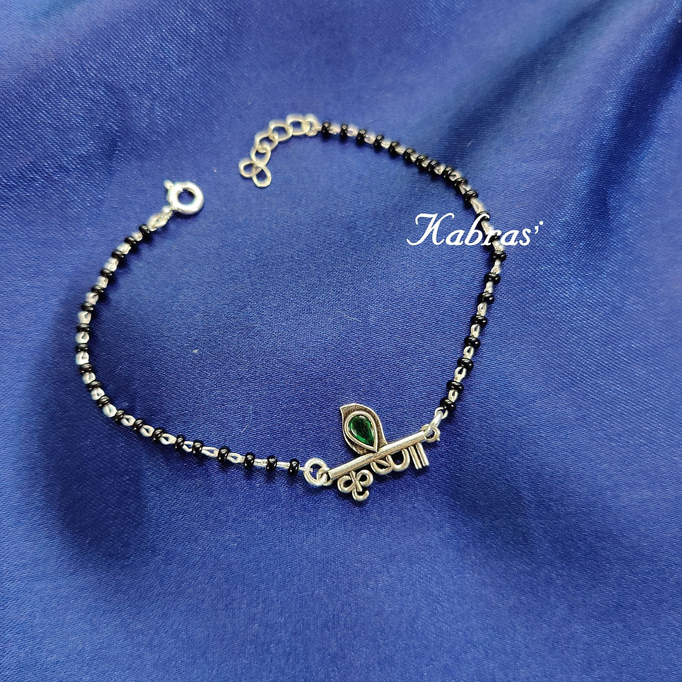 Elegant black bead mangalsutra design for women