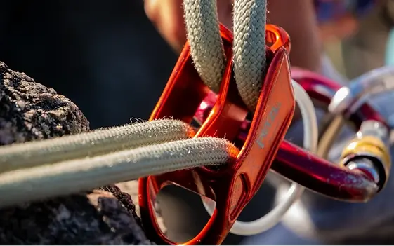 Pretkriššanas sistēma