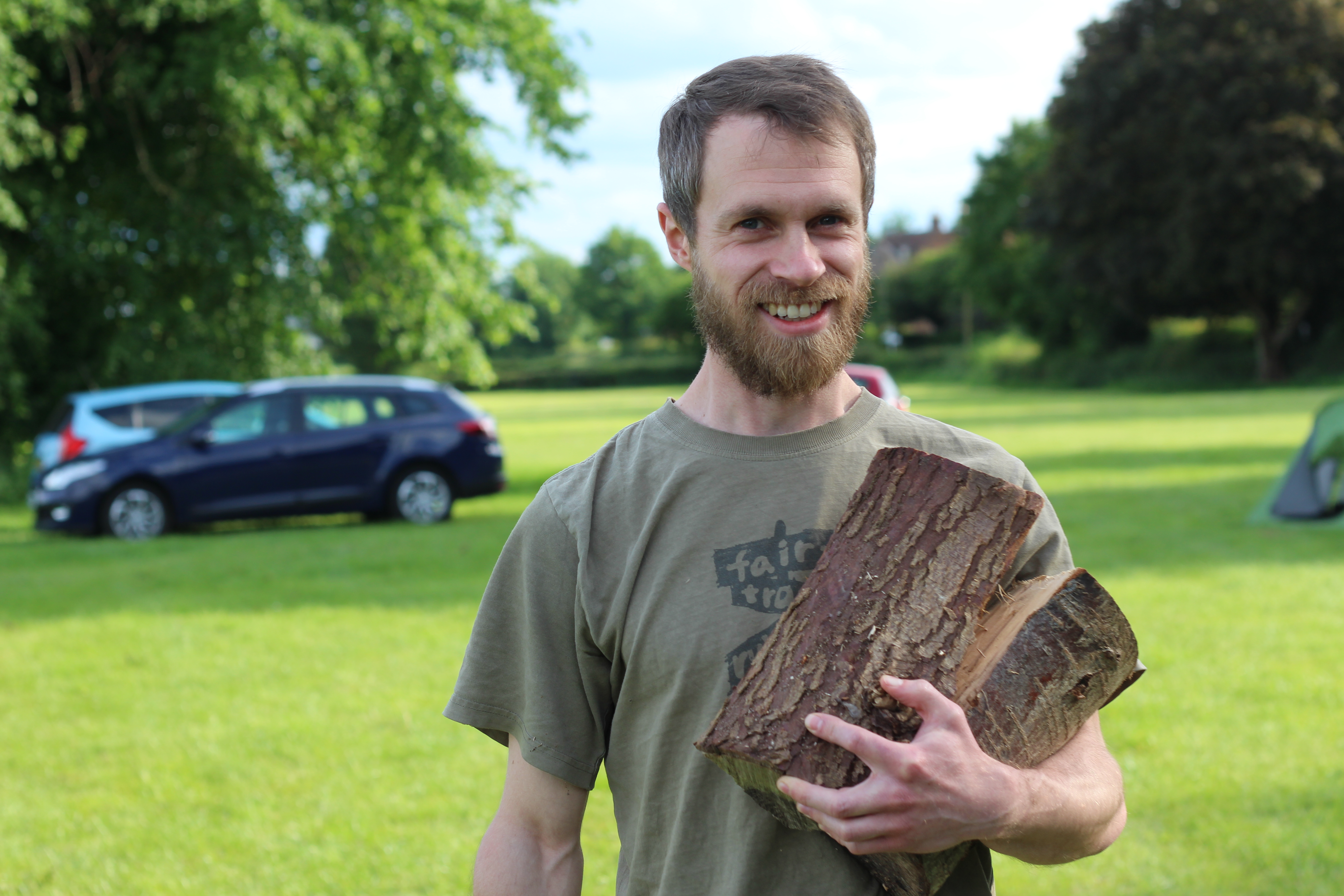 Tom's log, his new album coming soon