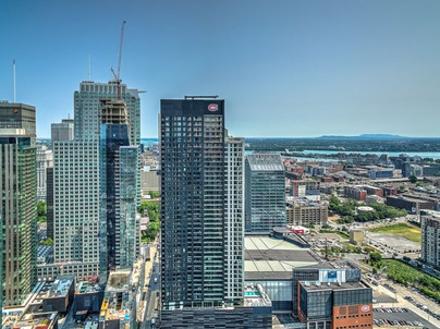 Dominic Patry, courtier immobilier et conseiller parmi le 1,4 % des courtiers les plus performants au Québec.