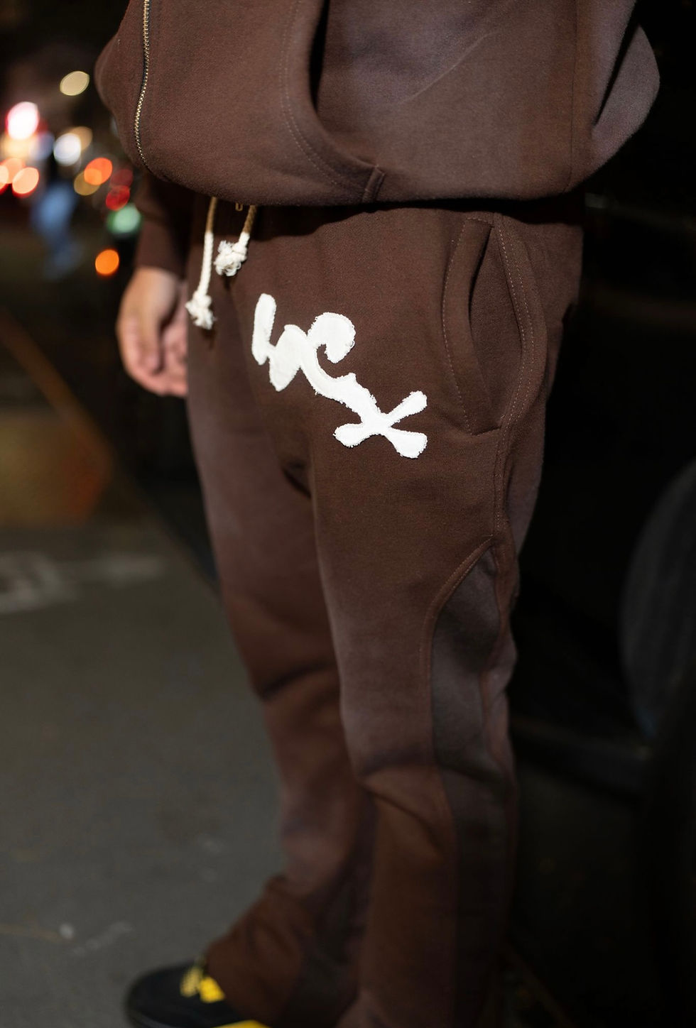 Thumbnail: CORE - FLARE SWEATPANTS