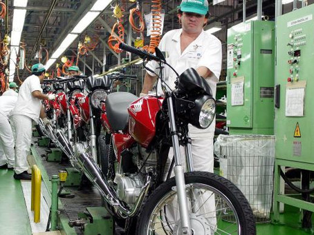 IBGE: número de trabalhadores em empresas de grande porte cai 29% em um ano