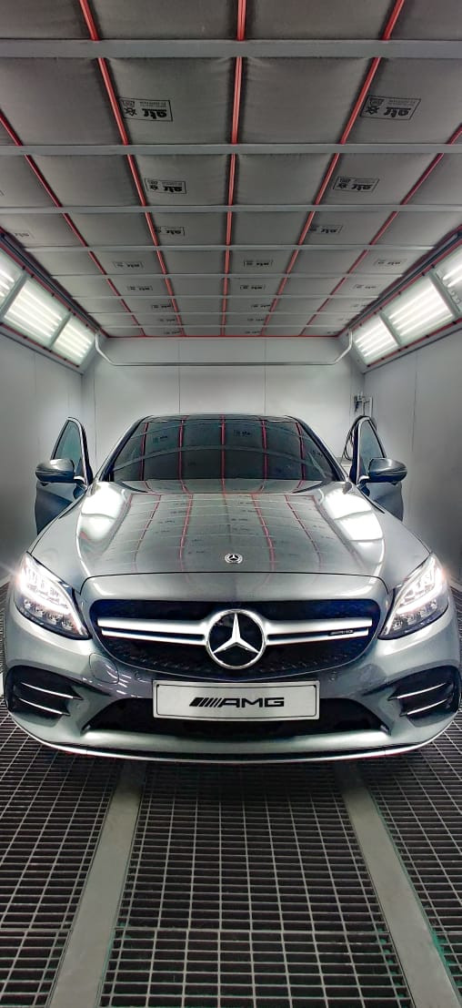 Mercedes Benz Bogotá Starniza Colombia