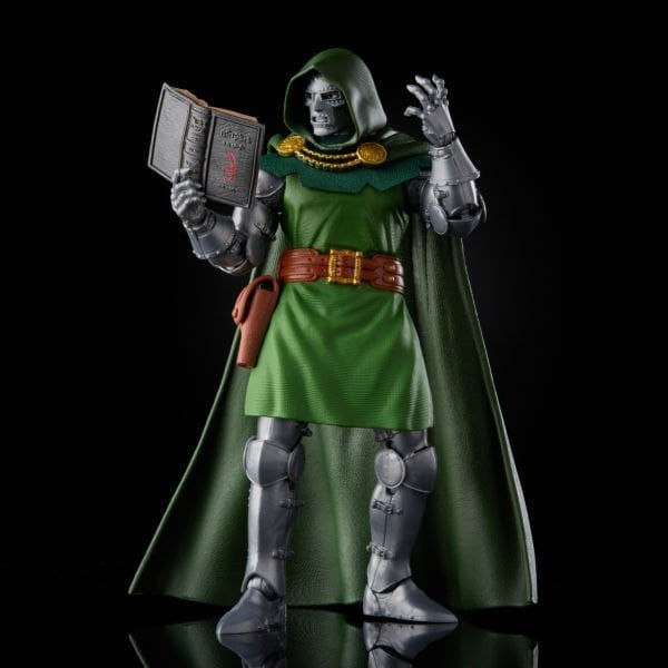 Thumbnail: Marvel Vintage Series Dr. Doom (Fantastic 4 Comics) Aksiyon Figürü