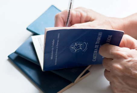 Me Mandaram Embora Sem Registro