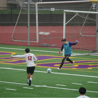 Issaquah Boys JV Soccer Stays Undefeated with Two More Blowouts
