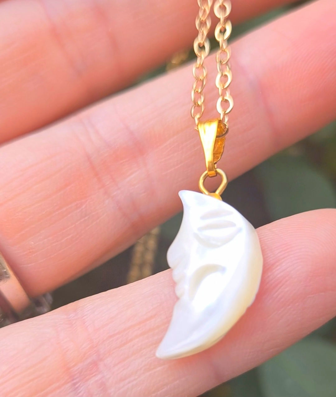 Mother of Pearl moon pendant necklace