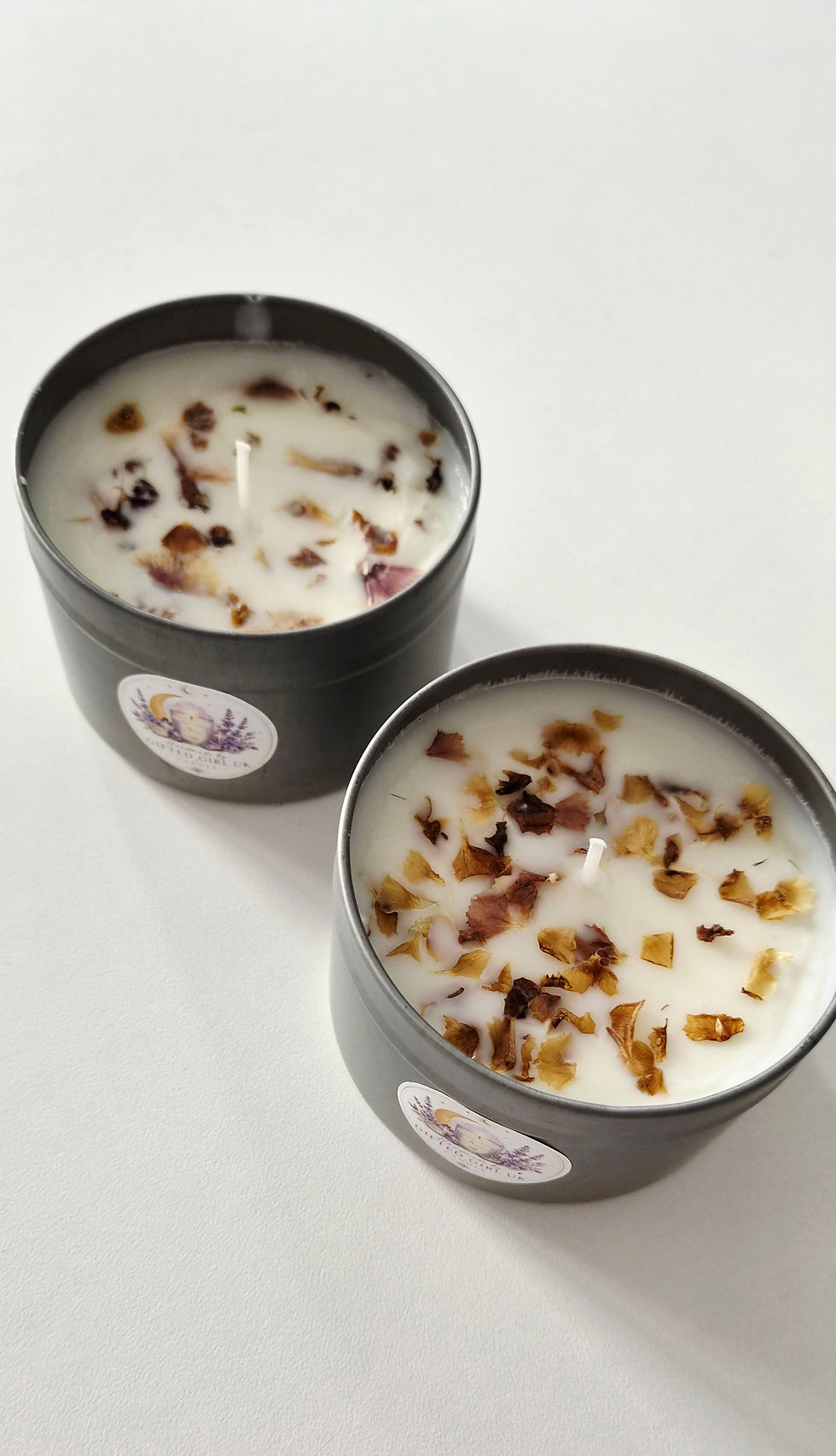 Thumbnail: Perfume Scented soy was candle tin