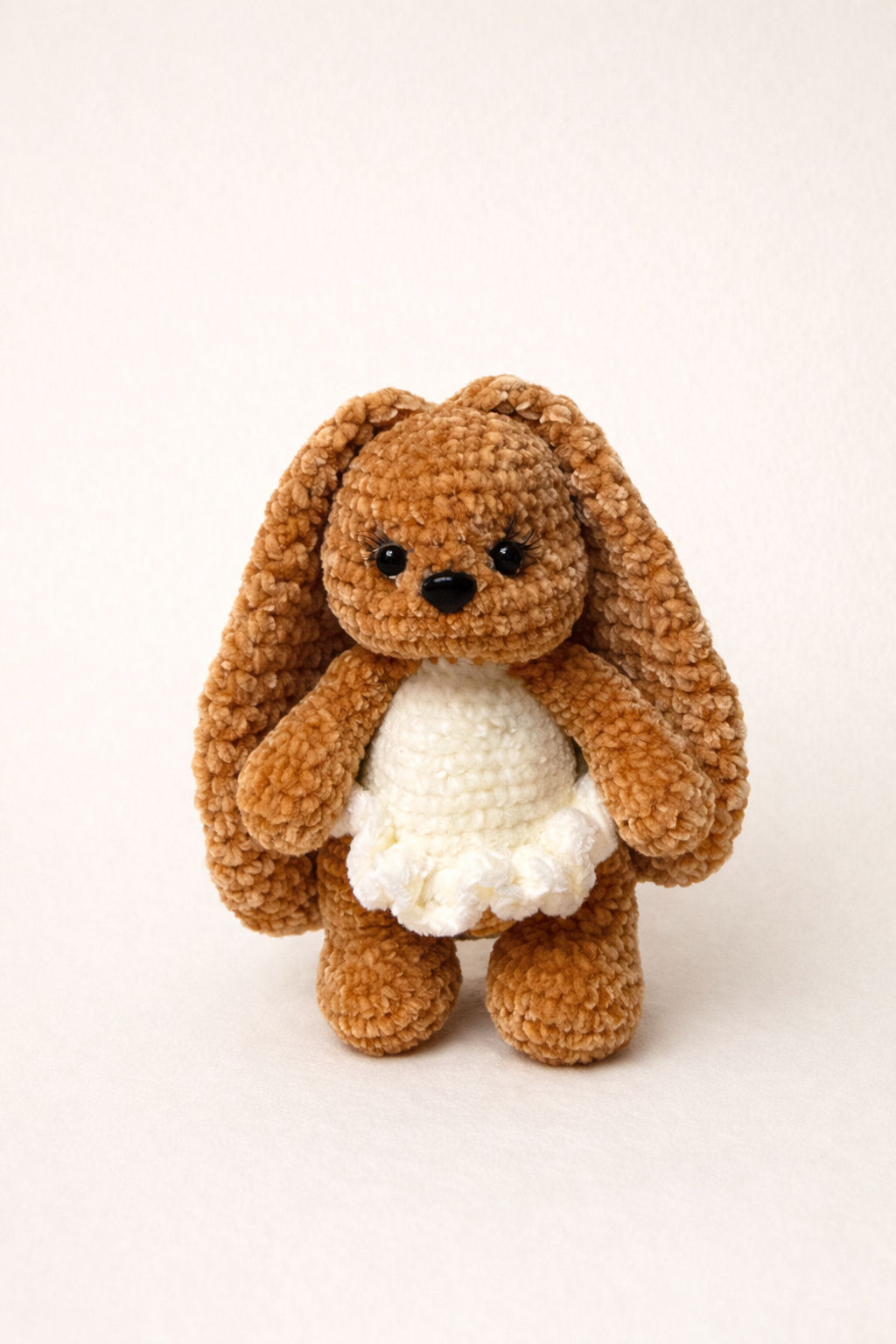 Medium Caramel Bunny (10”)