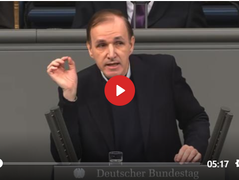 AfD: a Koránt be kell tiltani a kiskorúak számára