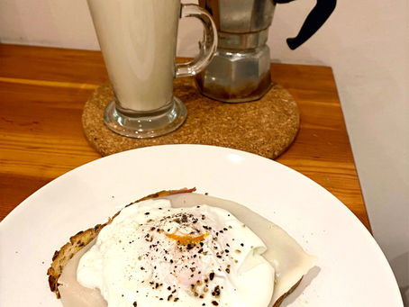 Poached egg and goat cheese
