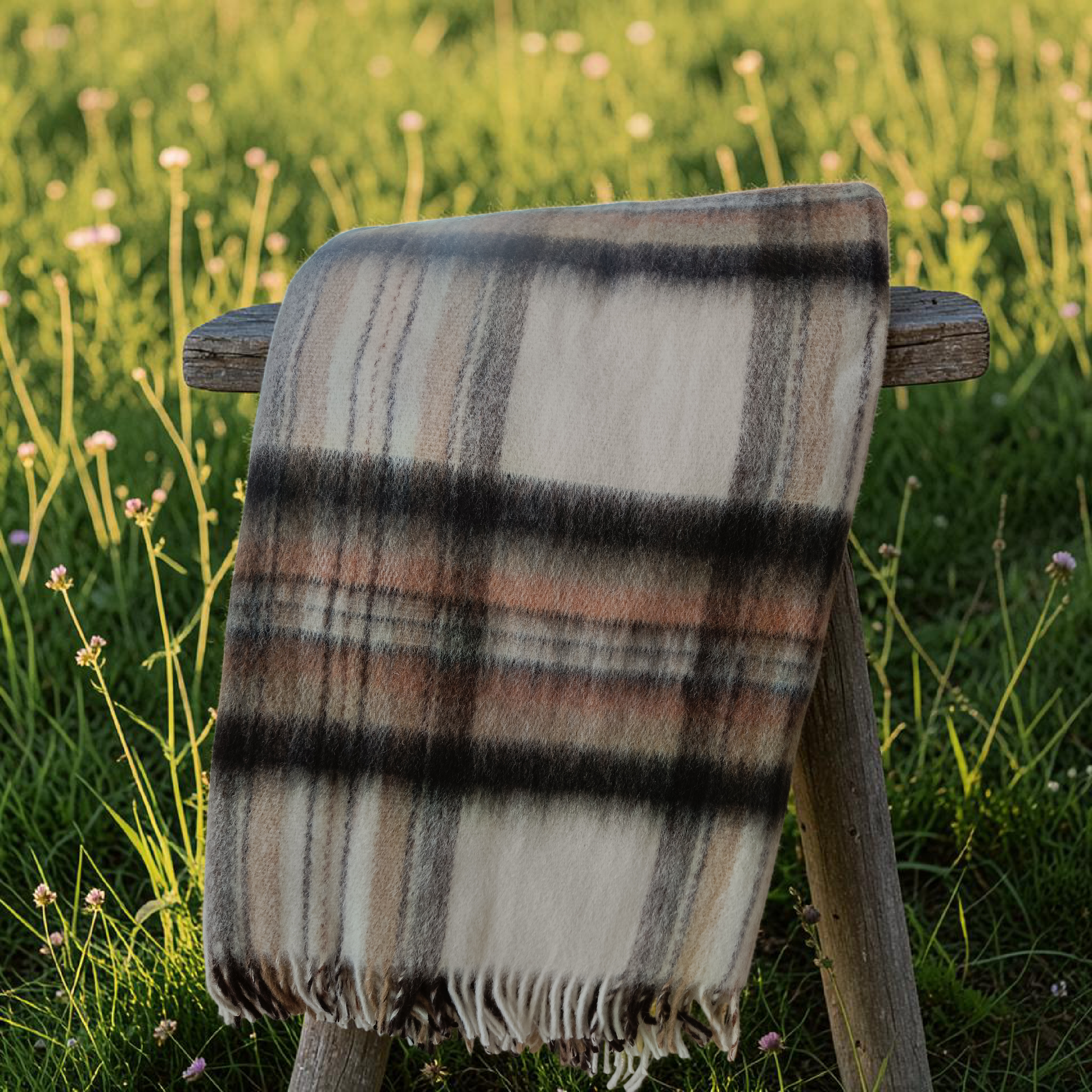  MERINO Lammwolldecke Fransendecke Plaid 155x200cm 100% Lammwolle