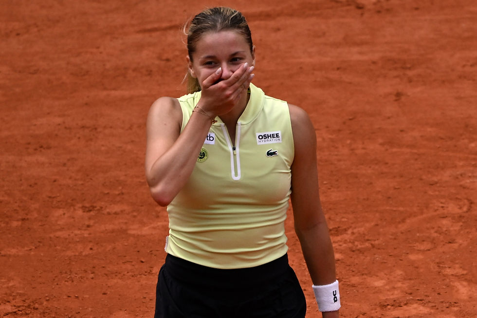 Tennissensasjon sjokkerte igjen – suste til semifinale i Paris