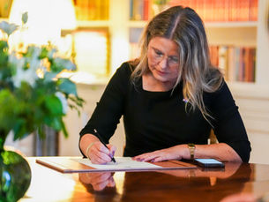 Kondolanseprotokoll for prinsesse Astrid åpnet på Slottet