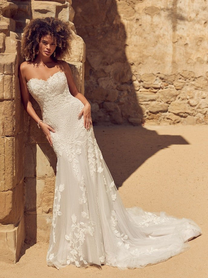 Thumbnail: Ivy by Maggie Sottero