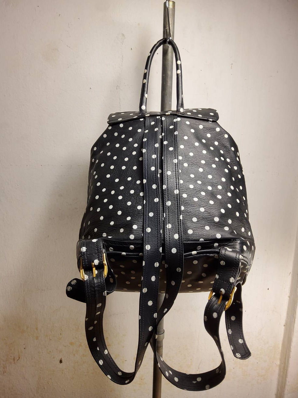 ภาพขนาดย่อ: กระเป๋าเป้สะพายหนังแท้