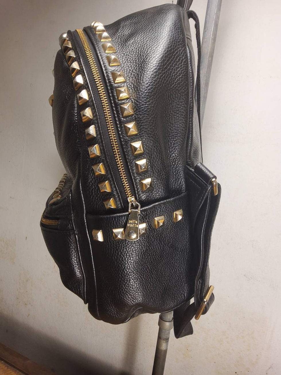 ภาพขนาดย่อ: DELLA STELLA