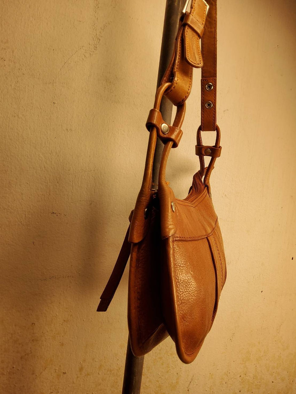 ภาพขนาดย่อ: KENNETH COLE