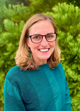 _Headshot Green_edited.png