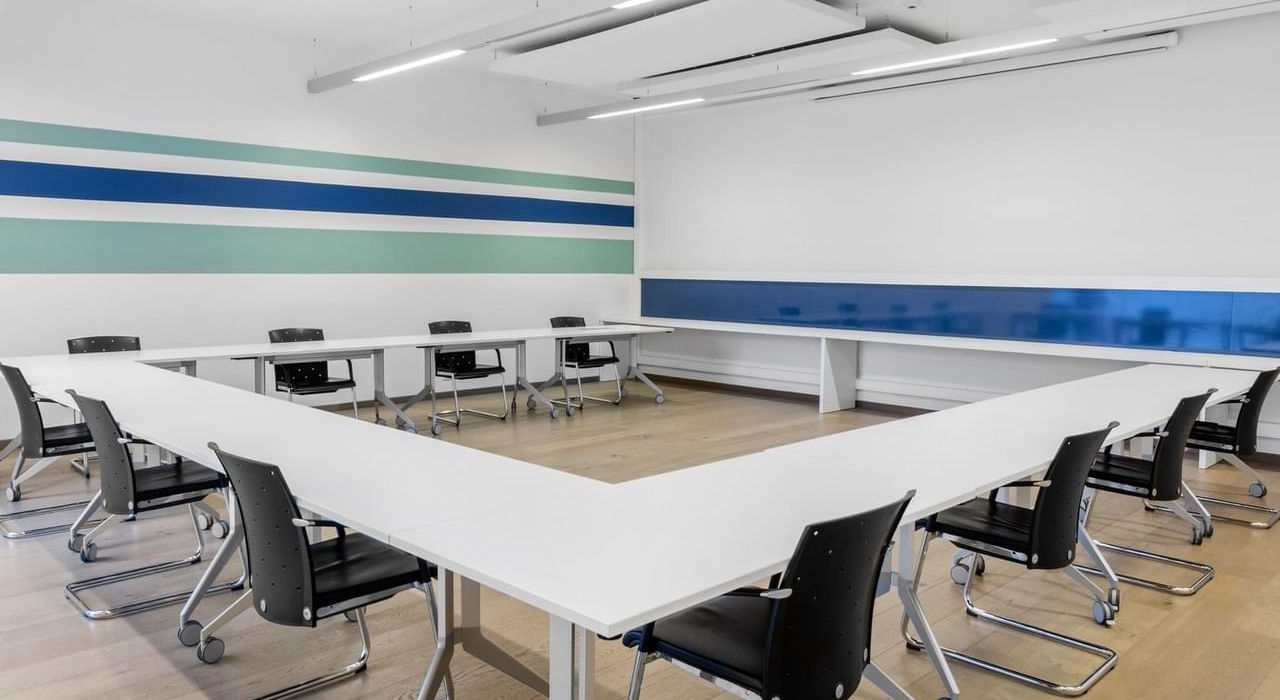 Regus Dilbeek espace de coworking salle de réunion