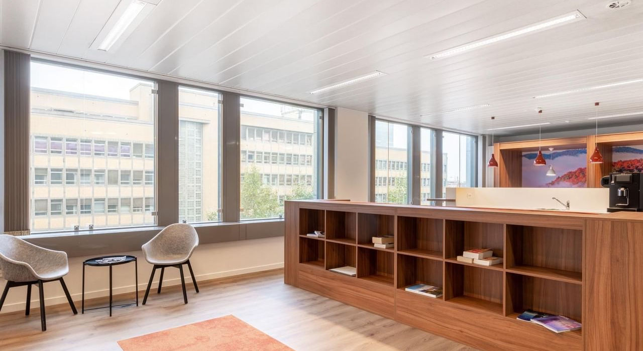 Titatium espace de coworking Bruxelles midi espace partage.jpg