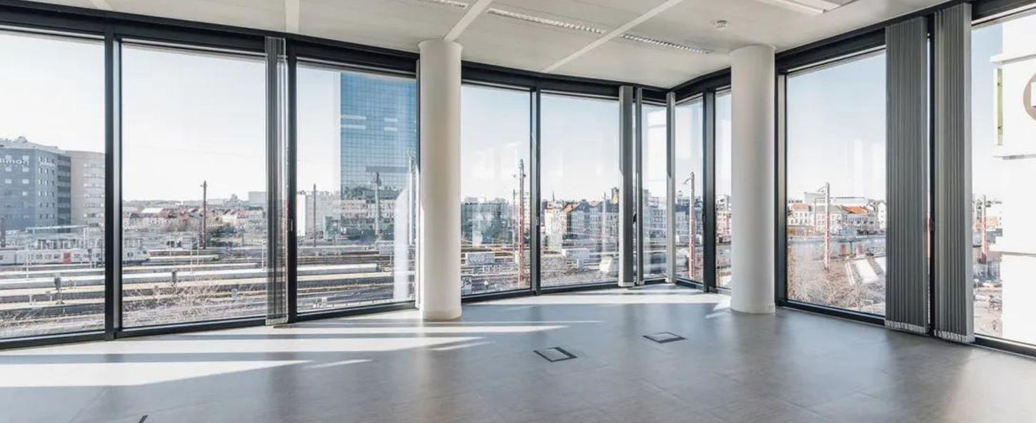 Espace de Travail Avenue Fonsny, South Crystal