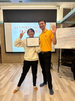 135學員證書合照