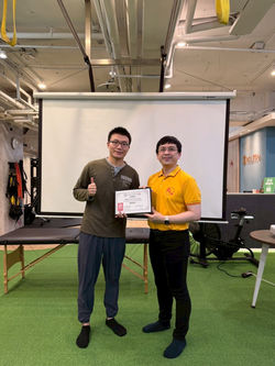 119學員領取證書