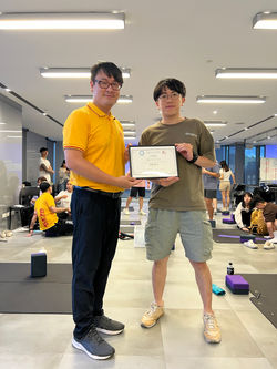 160學員證書合照