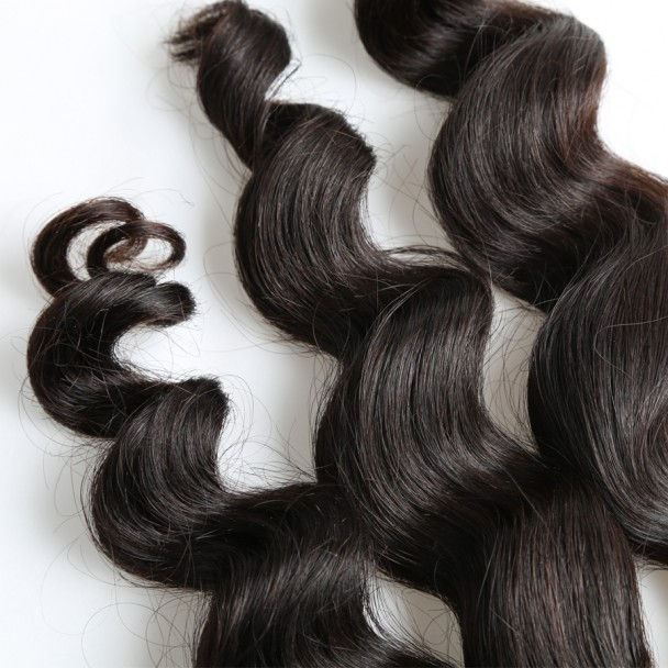 Thumbnail: Loose Wave Hair