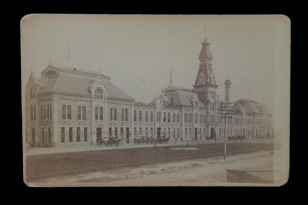 A Martin Cabinet Card Outdoor Photo Union Railroad Depot station Denver Colorado