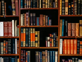 STUDY AND WORSHIP THROUGH THEOLOGY