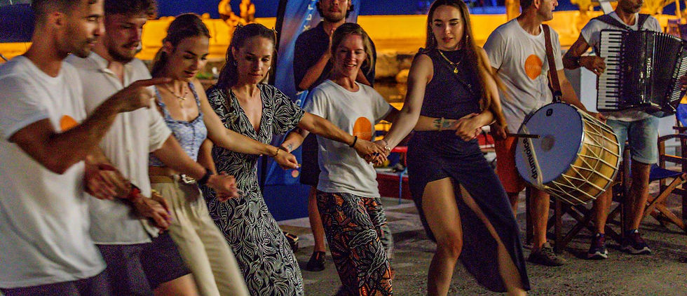 people dancing during a danseas trip