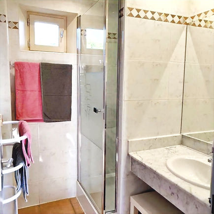 gordes gite salle de bain