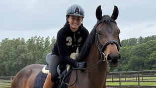 Annelies Crul wint aanlegtest 4-jarigen op Young Dressage Talents 2025 in Kortemark.