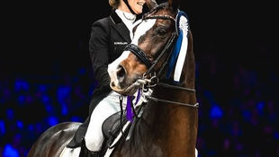 Larissa Pauluis schittert met brons in Grand Prix Freestyle van Lier.