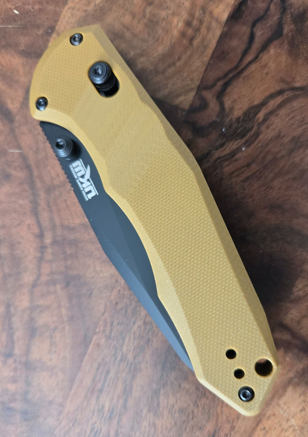 Thumbnail: UKW Falcon folder