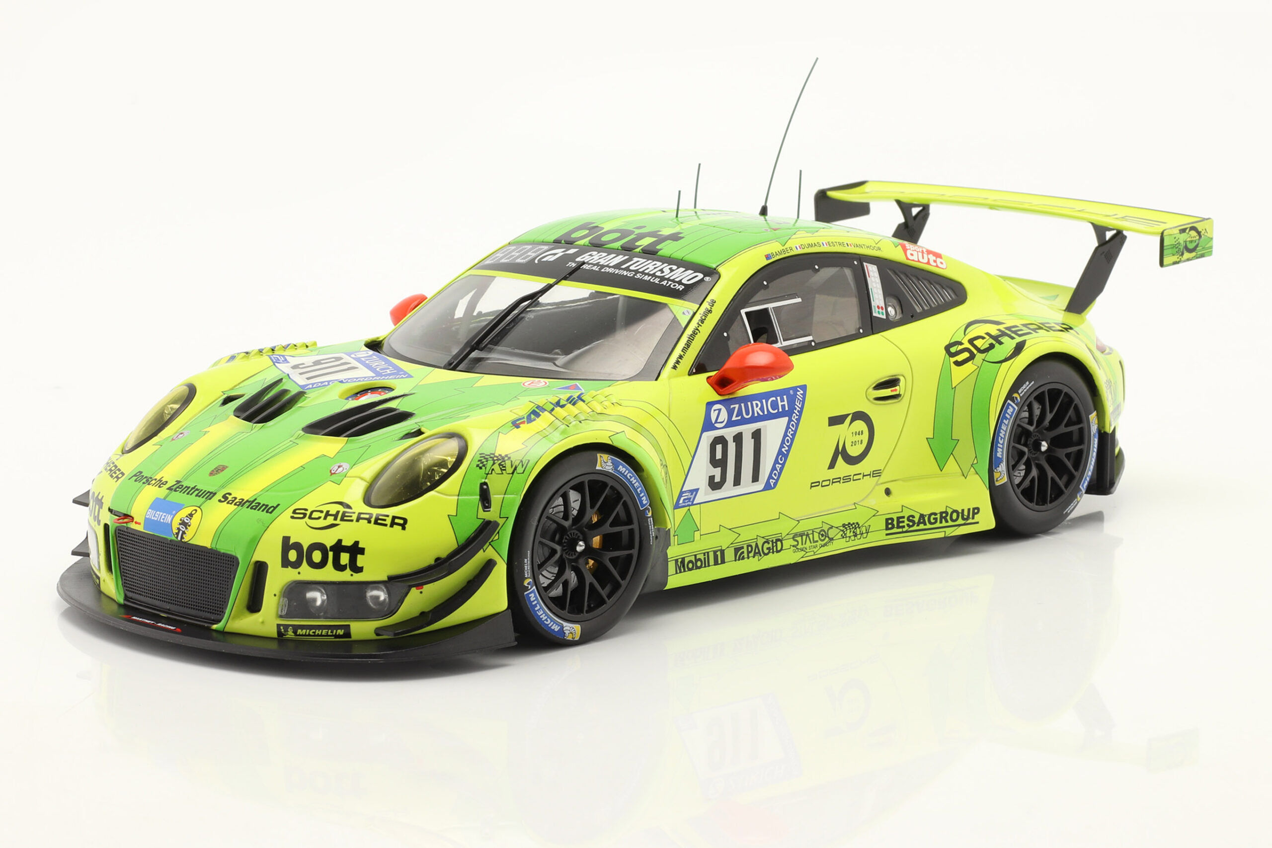 PORSCHE 911 GT3 R #911 24H NURBURGRING - IXO x CMR