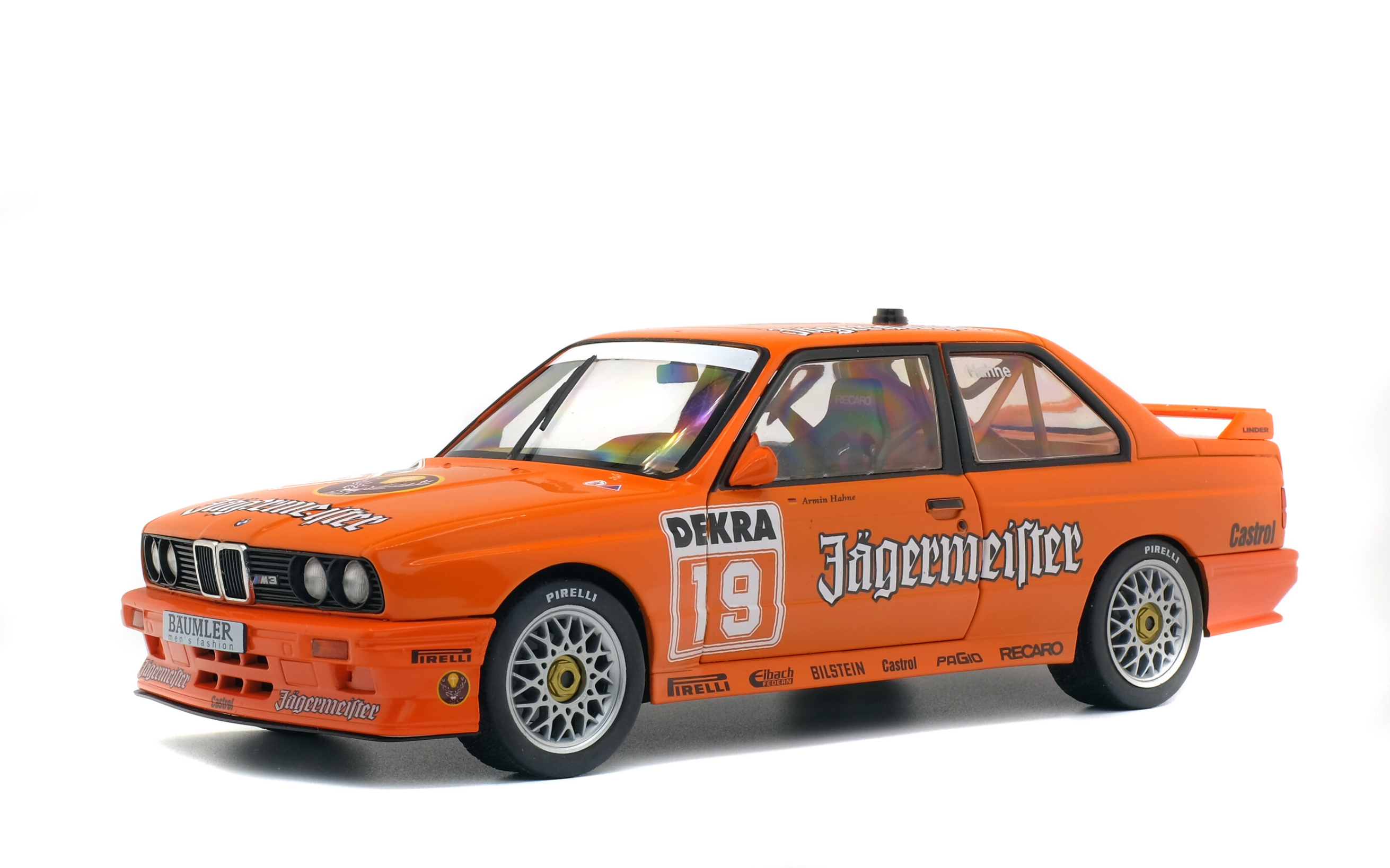BMW E30 M3 #19 DTM - SOLIDO