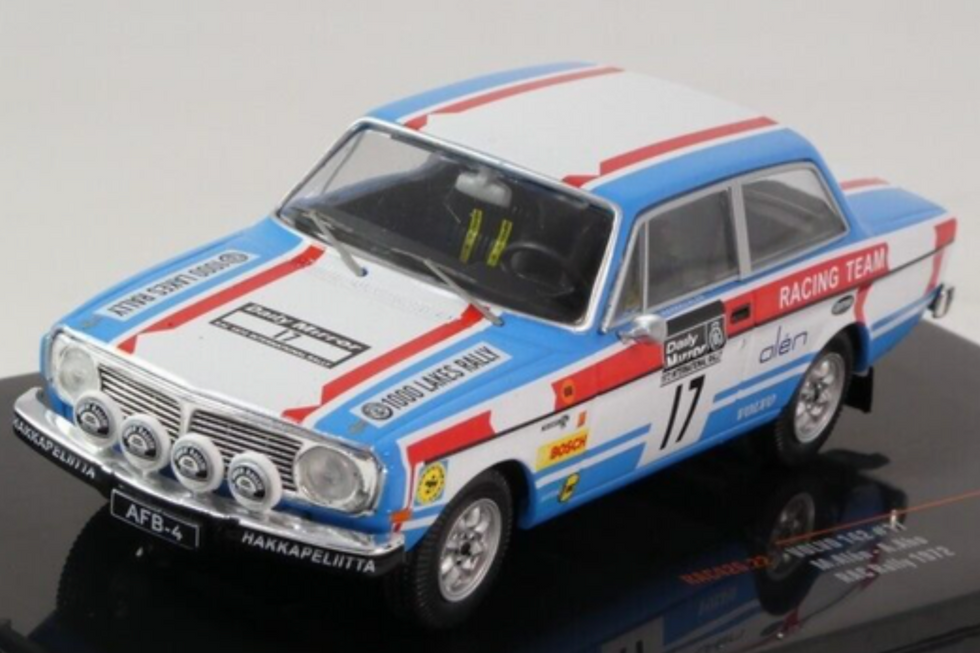 VOLVO 142 #17 - IXO