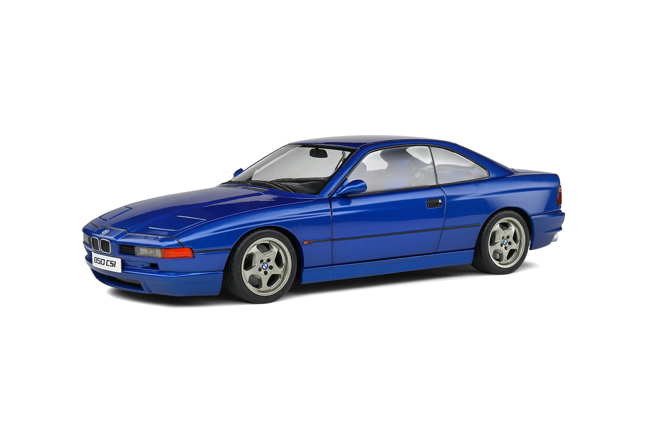 BMW 850 CSI E31 - SOLIDO