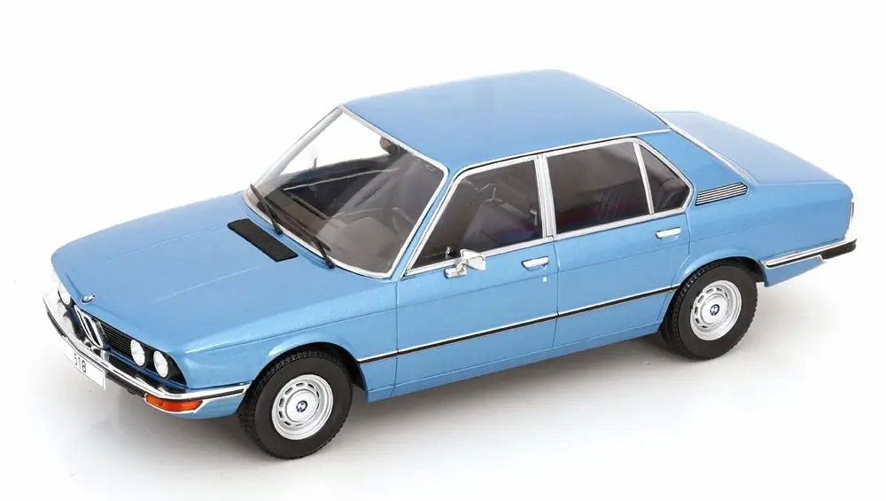 BMW 5 SERIES E12 - MODEL CAR