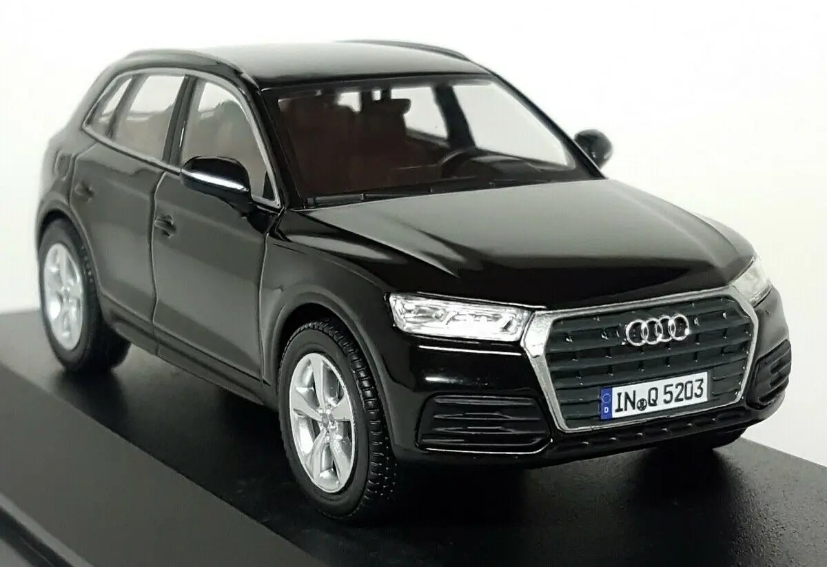 AUDI Q5 - ISCALE